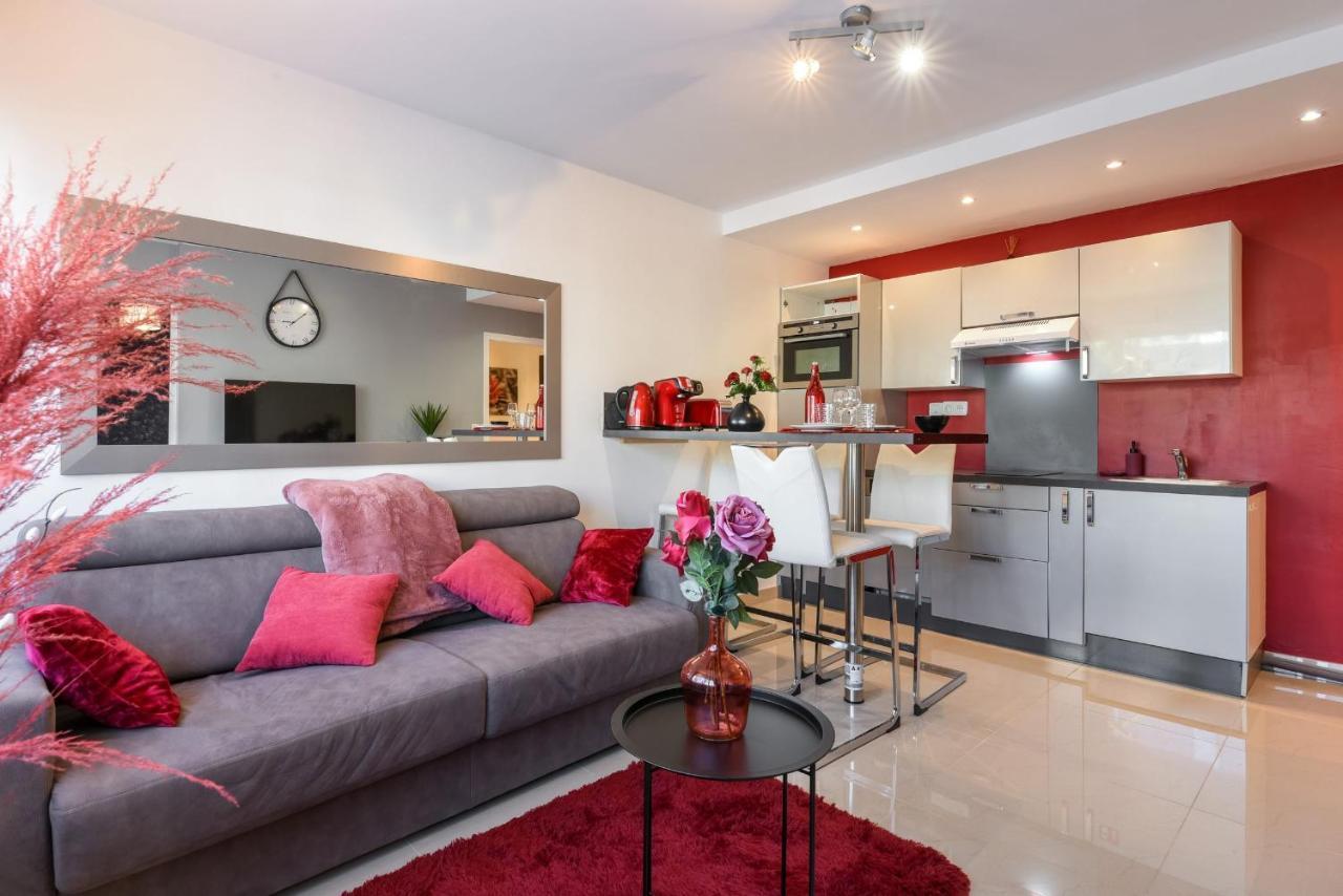 Au Nom De La Rose - Casa Vostra - Caution 800 Eur & Id Requises - Annemasse Appartement Buitenkant foto